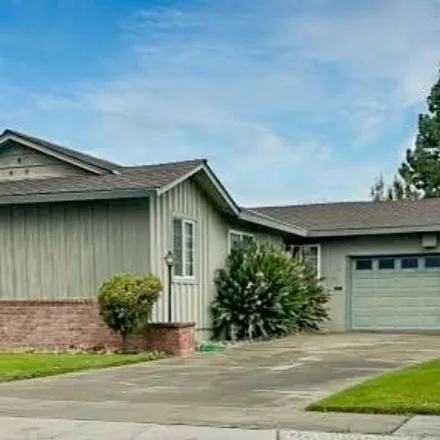 Buy this 3 bed house on 921 Redbird Drive in San Jose, CA 95125