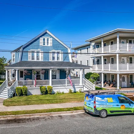 Buy this 3 bed condo on 118 West Wisteria Road in Wildwood Gables, Cape May County