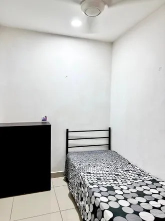 Rent this 1 bed apartment on Suasana Lumayan Condominium Swimming Pool in Jalan Tasik Permaisuri 2, Bandar Tun Razak