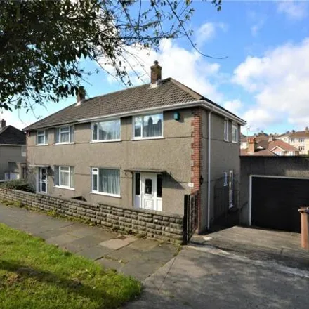 Rent this 3 bed duplex on 38 Seagrave Road in Plymouth, PL2 3DR