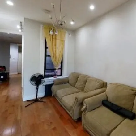 Rent this 4 bed apartment on #3d,189 Rogers Avenue in Crown Heights, Brooklyn