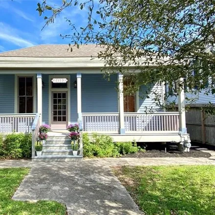 Buy this 2 bed house on 2042 Avenue N ½ in Galveston, TX 77550