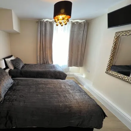 Rent this 2 bed apartment on Glastonbury in BA6 9JJ, United Kingdom