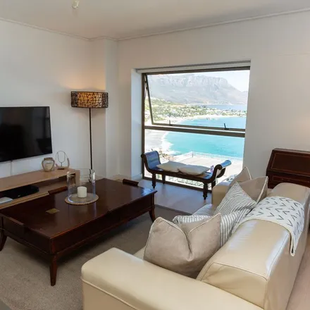 Image 7 - Cliff Road, Clifton, Cape Town, 8005, South Africa - Apartment for rent
