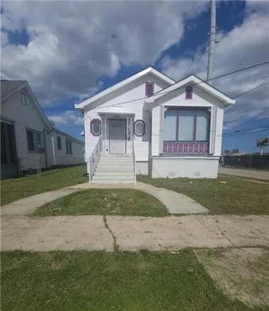 Rent this 3 bed house on 4803 Dixon St in New Orleans, Louisiana