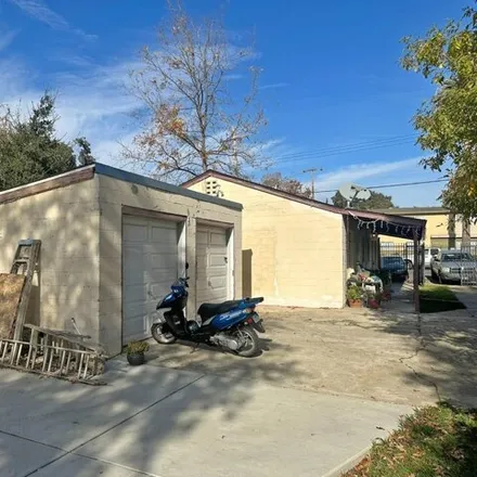 Image 7 - 1488 Los Robles Boulevard, Hagginwood, Sacramento, CA 95838, USA - House for sale