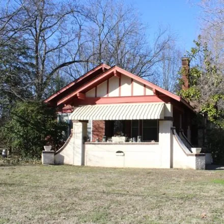 Buy this 2 bed house on 662 West Tigrett Street in Halls, Lauderdale County