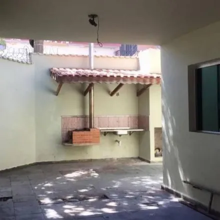 Buy this 3 bed house on Rua Antônio Reis in Vila Formosa, São Paulo - SP