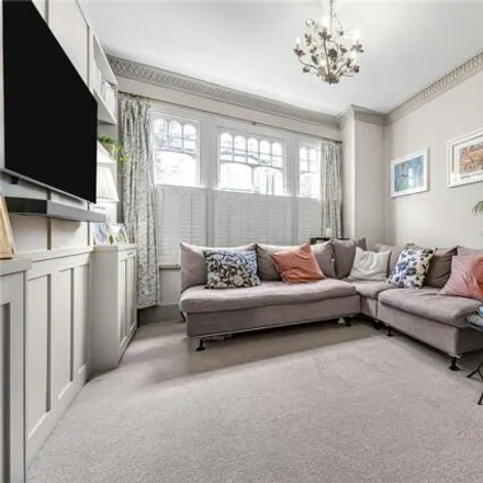 Image 2 - 182 Stephendale Road, London, SW6 2PW, United Kingdom - Townhouse for sale