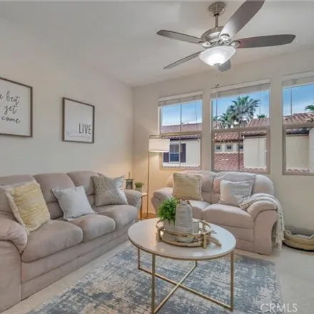 Image 8 - 11246 Paseo Sonesta, Los Angeles, CA 91326, USA - Townhouse for sale