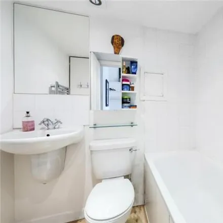 Image 4 - 23 Sterndale Road, London, W14 0HT, United Kingdom - Room for rent