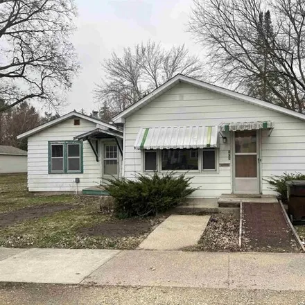 Buy this 3 bed house on 538 West 4th Street in Rock Falls, IL 61071