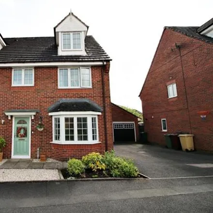 Buy this 5 bed house on Cherwell Road in Westhoughton, BL5 3TX