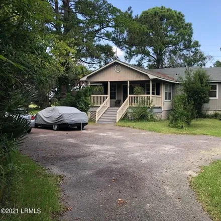 Buy this 3 bed house on William Hilton Parkway in Hilton Head Island, SC 29926