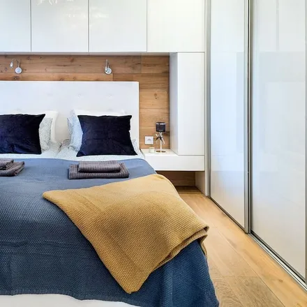 Rent this 1 bed apartment on Fedex Express Transportation Poland in Aleja Pokoju 5, 31-548 Krakow
