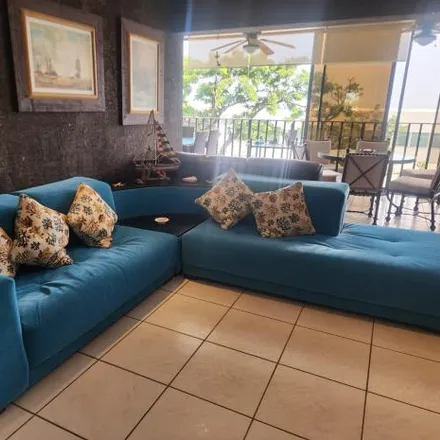Buy this 3 bed apartment on Mariscos Azul in Avenida Malecón, 241550