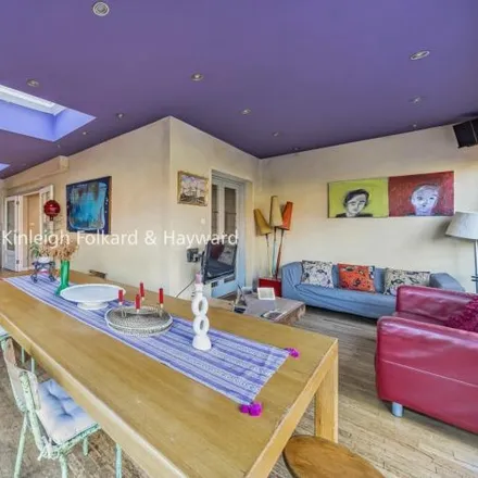 Image 9 - Hail & Ride Mayfield Road, Weston Park, London, N8 9PN, United Kingdom - House for rent