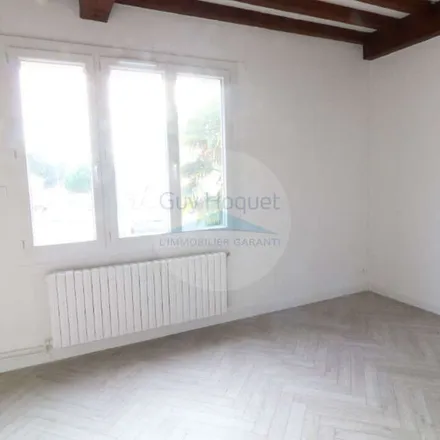 Image 1 - 137 Rue de la République, 69150 Décines-Charpieu, France - Apartment for rent