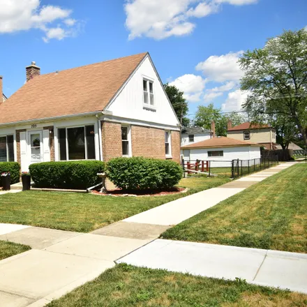 Buy this 4 bed house on 725 Bristol Avenue in Westchester, IL 60154