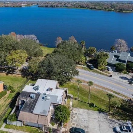 Image 3 - 4541 North Lake Orlando Parkway, Orlando, FL 32808, USA - Townhouse for rent