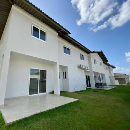 Buy this 3 bed house on Villas Del Golf in Distrito San Miguelito, Panama City