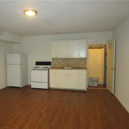 Image 3 - 4709 Harmon Avenue, Austin, TX 78751, USA - Apartment for rent