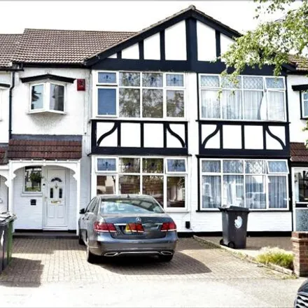 Buy this 3 bed townhouse on 40 Normanshire Drive in London, E4 9HE