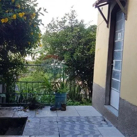 Buy this 3 bed house on Rua Doutor Silvio Henrique Braune in New Fribourg - RJ, 28625-490