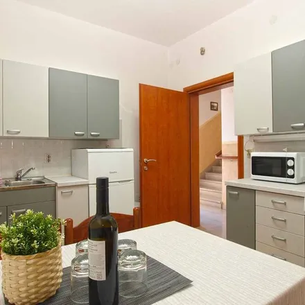Image 9 - 52203, Croatia - Apartment for rent