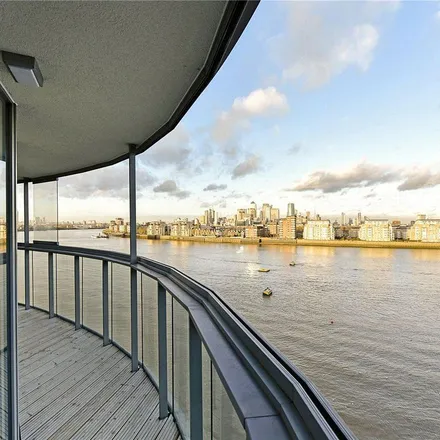 Image 6 - Admirals Tower, Dreadnought Walk, London, SE10 9GD, United Kingdom - Apartment for rent