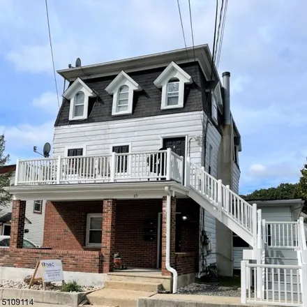 Rent this 1 bed apartment on 60 East New Street in Rockaway, Morris County
