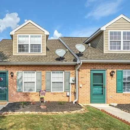 Buy this 3 bed townhouse on 15 Oxford Court in New Oxford, Adams County