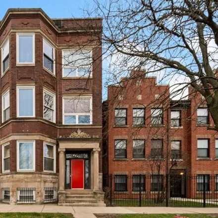 Rent this 3 bed house on 715 East 50th Street in Chicago, IL 60615