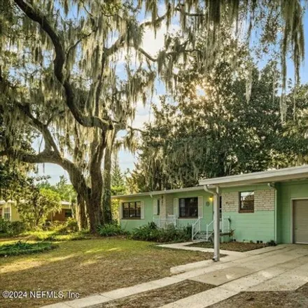 Buy this 3 bed house on 161 Walton Road in East Palatka, Putnam County