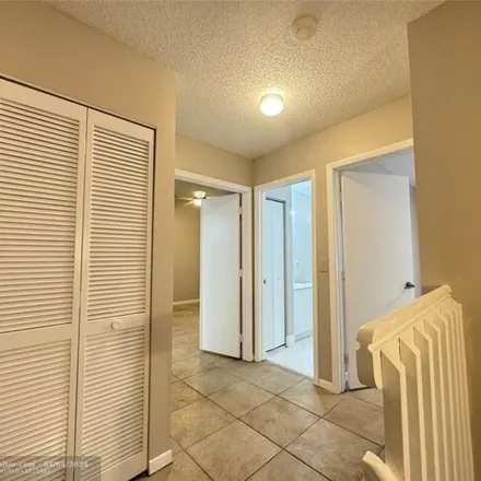 Image 7 - Northwest 14th Street, Pembroke Pines, FL 33028, USA - Townhouse for rent