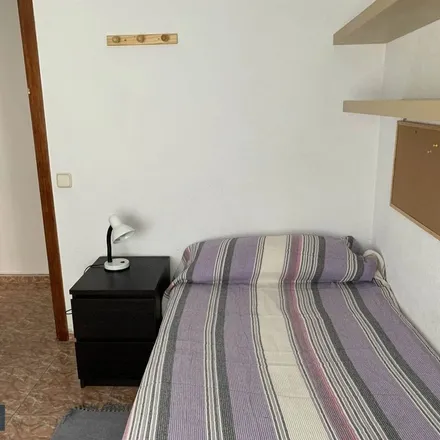 Image 7 - Calle de Alejandro Sánchez, 20, 28019 Madrid, Spain - Apartment for rent