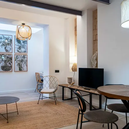 Rent this 2 bed apartment on Passatge de Planell in 16, 08001 Barcelona