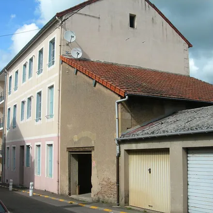 Rent this 3 bed apartment on 1 Rue de l'Arbalète in 71400 Autun, France