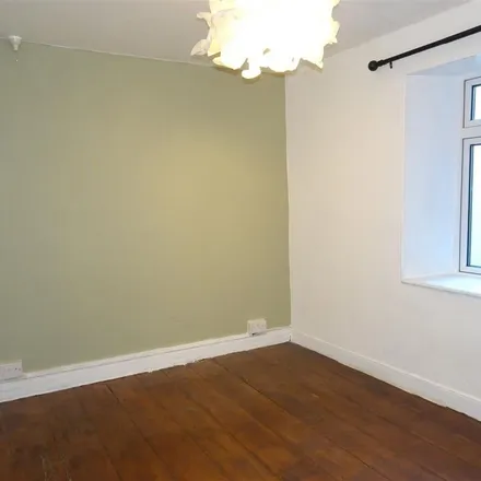 Rent this 2 bed apartment on Grove Road in St. Austell, PL25 5NT