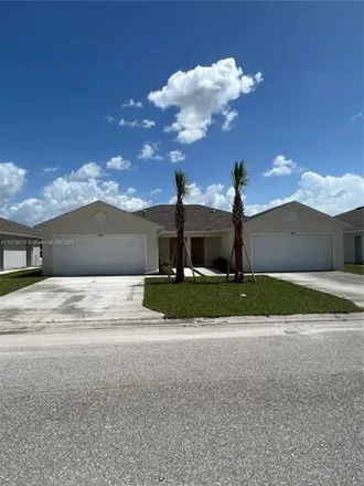 Image 2 - 9074 Aegean Circle, Lehigh Acres, FL 33936, USA - House for sale