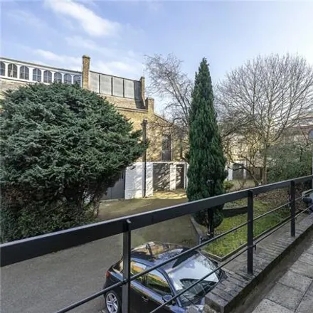 Image 3 - Waterford House, Kensington Park Road, London, W11 2PJ, United Kingdom - Apartment for sale