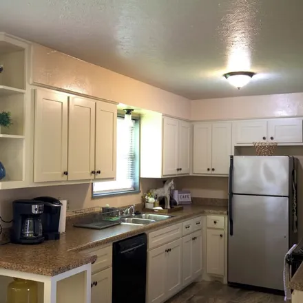 Rent this 3 bed house on Del City in OK, 73115