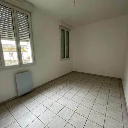 Image 4 - La Minée, Avenue Charles de Gaulle, 79400 Saint-Maixent-l'École, France - Apartment for rent