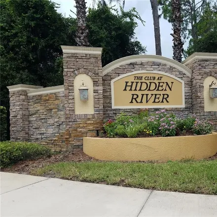 Image 4 - 8801 Meadowood Boulevard, Temple Terrace, FL 33637, USA - Townhouse for rent