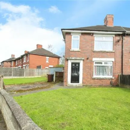 Buy this 3 bed duplex on Carmount Road in Hanley, ST2 8DG