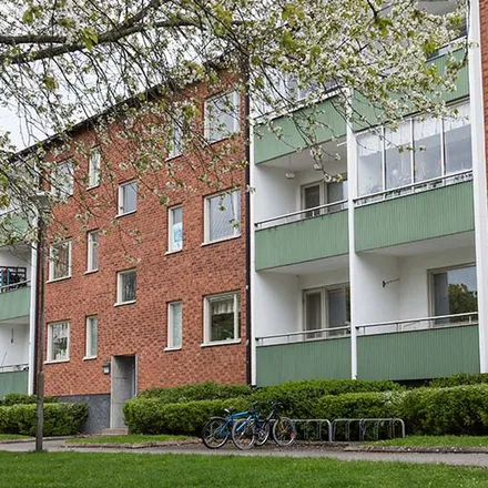 Rent this 1 bed apartment on Storegårdsvägen 9 in 541 38 Skövde, Sweden