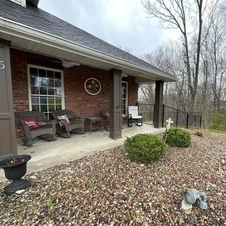 Image 3 - 57 Riverpoint Road, Hannibal, MO 63401, USA - House for sale