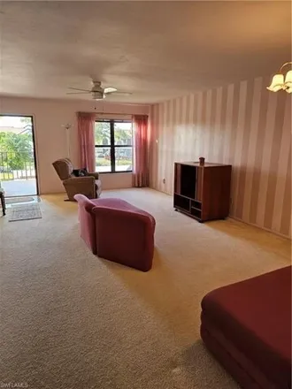 Image 4 - Cypress Lake Country Club, 6767 Winkler Road, Fort Myers Beach, Lee County, FL 33919, USA - Condo for sale