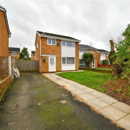 Buy this 3 bed house on 25 Millhouse Lane in Saughall Massie, CH46 6HL