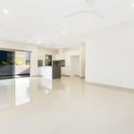 Image 3 - 220A Coronation Drive, Milton QLD 4064, Australia - Apartment for rent